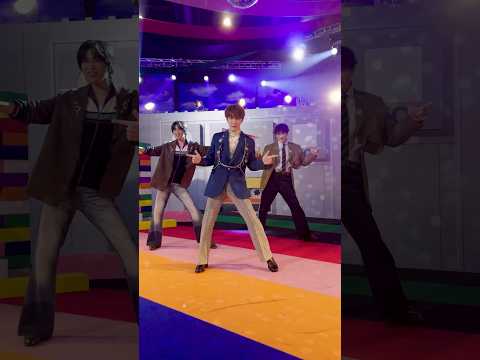 リズムに乗って🕺💛💙🖤#SnowMan #オドロウゼ！#岩本照 #渡辺翔太 #目黒蓮