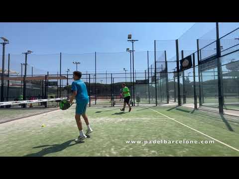 Oscar en stage de padel à Barcelone