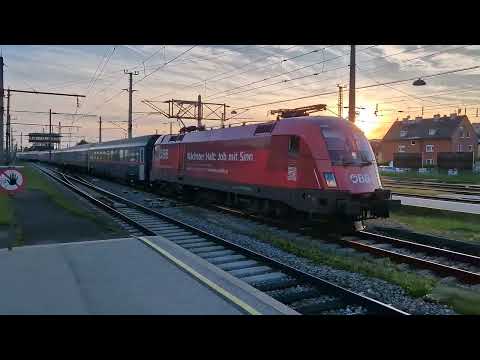 Einfahrt des nightjet 295+nightjet 40295 am 09.05.2023 in Wels Hbf