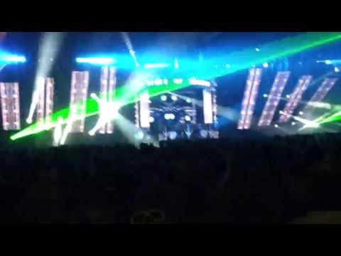 Photographer vs. Josh Wink - Higher State Of Kervansaray (AvB Mashup) @ ASOT600 Den Bosch