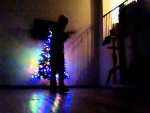 Ellie Goulding- Your Song(Blackmill Remix): Christmas Tree Poppin