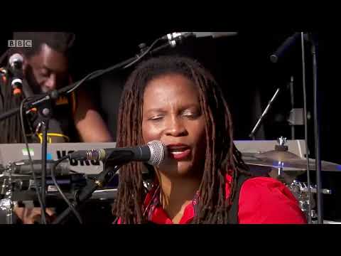 Steel Pulse - Drug Squad - (Festival Glastonbury 2015)