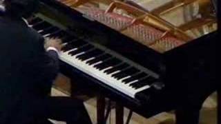 Murray Perahia plays Beethoven Emperor, III.Rondo