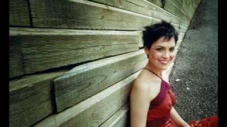 E186 - Susan Aglukark - Unsung Heroes