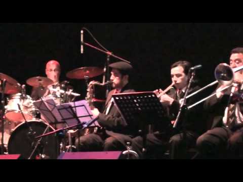 Banda Sonora-Hawaii 5-0 Premiación CNTV 2011.m4v