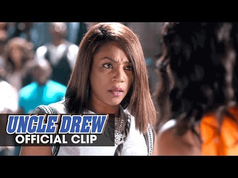 Thumbnail of the video: Uncle Drew (2018 Movie) Official Clip “Be Aggressive” – Kyrie Irving, Lil Rel Howery