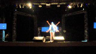 On The Floor - Natália Damini