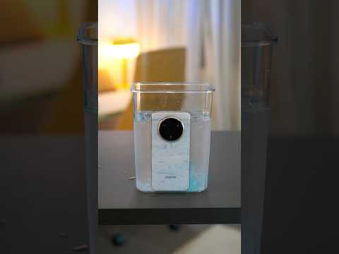 Look how amazing this realme 14 Pro+ 5G! The world’s first cold sensitive color-changing design