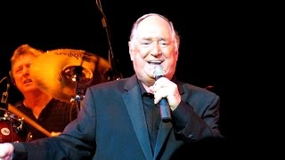 Neil Sedaka - The Hungry Years Live In Concert 2015