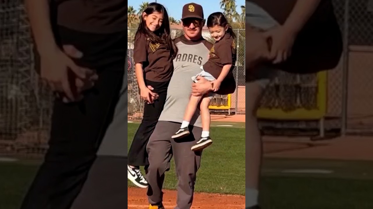 Video: Padres minor league coach Oswaldo Pirela released from ICE custody on bond