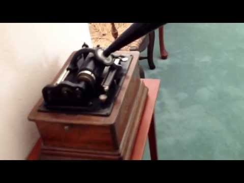 Thomas Edison Original Phonograph and Song