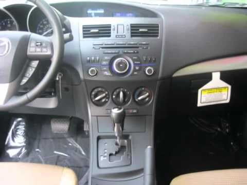 2012 MAZDA3 5dr HB Touring Sky 2.0 155HP/148 FPT Auto Graphite Gray