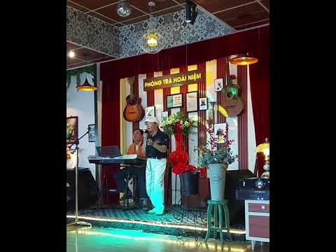 Nhớ nụ hoa môi - Bích Ngọc