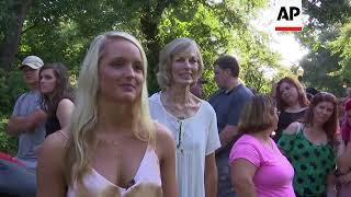 Hopefuls line up as early as midnight for American Idol auditions in Atlanta