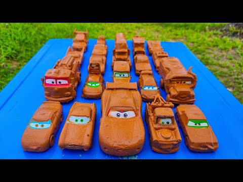 Disney Pixar Cars Lightning McQueen, Mater, Chick Hicks, Sheriff| Muddy toys fall into the water