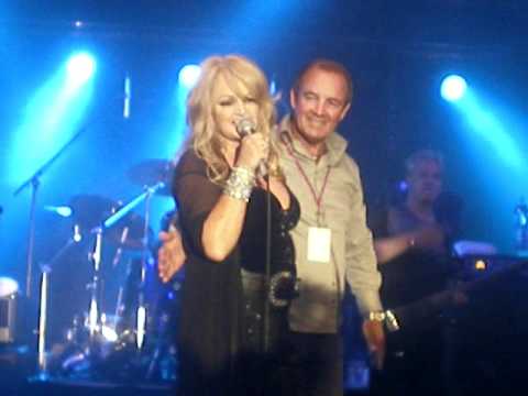 Bonnie Tyler - Robert on the stage- ( LIVE in Buochs )