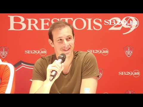 Samuel Grandsir's introduction to the media