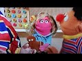 Elmo S Christmas Countdown But Only When Prairie Dawn Is Onscreen