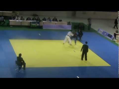 Bolat Timur -90 kg world cup 2010.MPG