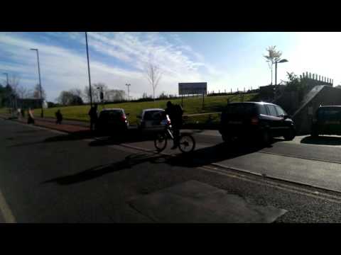Asline Road Parking - Bloody cyclists riding close to cars in the nice red tarmac car park