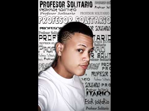 el profesor solitario  sepultando sus restos