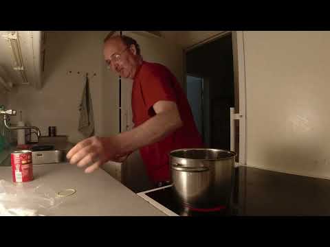 MongoTV_12424 - Del 1 - Mongo Madskole - TOMATSUPPE Med PASTASKRUER og TAMARI