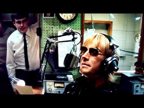 THE SHIP IS SINKING (PART 1), THE BOAT THAT ROCKED