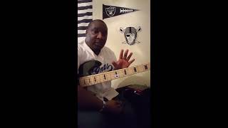 Marcus Miller Vintage v7 unboxing and demo