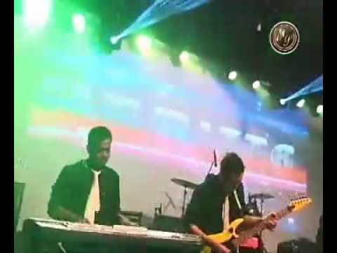 Herizta NELLA KHARISMA FEAT NOVAL KDI Romeo bercinta