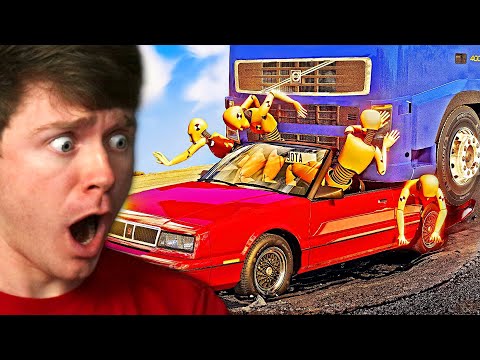 Reacting to HYPER REALISTIC CAR CRASHES! (BeamNG Drive)