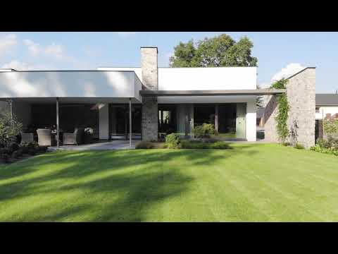 Rodinný dům s krytou terasou - Krmelín