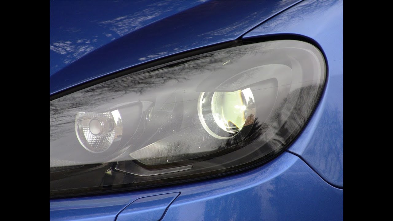 First drive review: 2012 Volkswagen Golf GTI versus 2012 Golf R