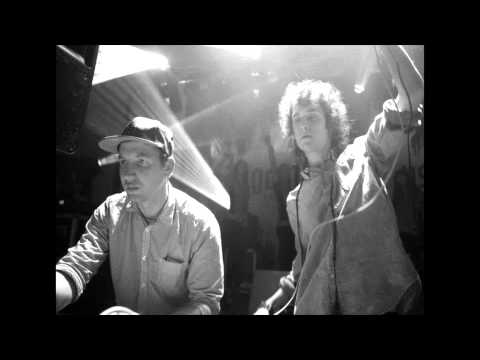 Vakkuum - Sonar (The Sneekers Remix) (Ripped Version)