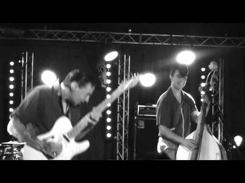 The Spunyboys - How Low Can You Feel