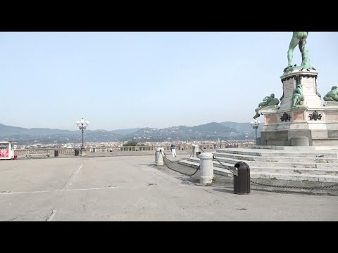 Firenze, strade vuote e silenzio nel primo giorno da "area protetta"