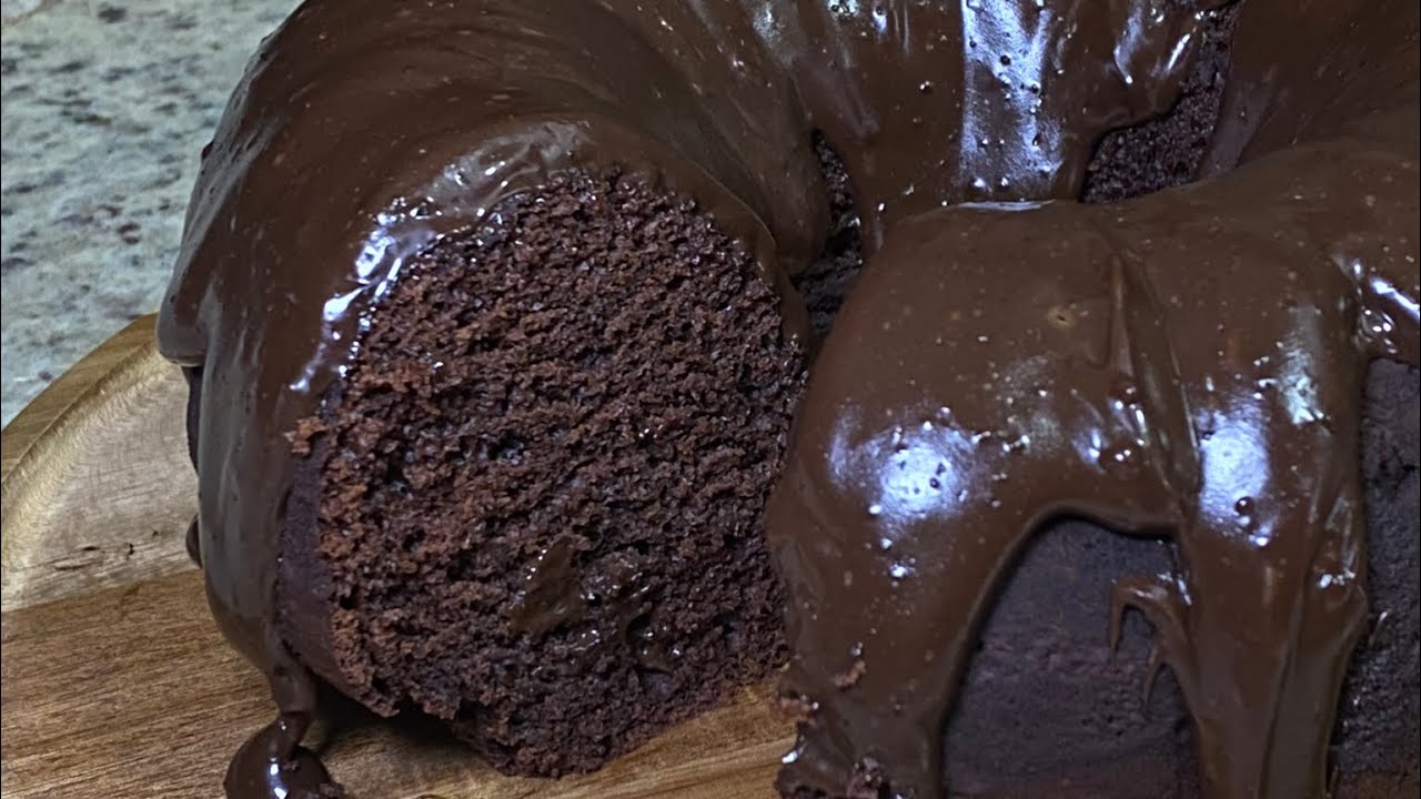 Bolo de chocolate | macio úmido com sabor intenso