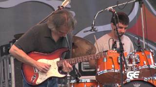 Sonny Landreth plays "The Milky Way Home" at Guitar Town 2010