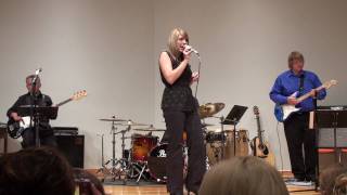 50 ways to leave your lover as performed by Kylie