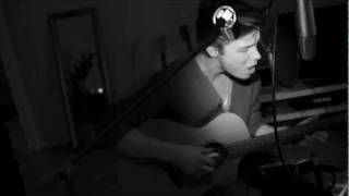 Andreas Moe - Snow  (acoustic)