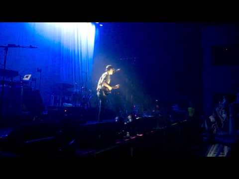 Jamie T - Sign of The Times (Live) @ Cardiff University Students' Union