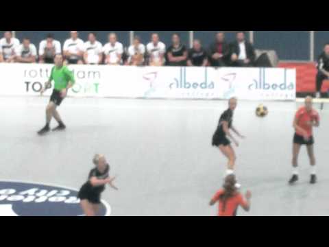 afstand schot Mady Tims