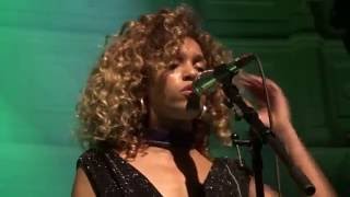 Izzy Bizu - Mad Behaviour, Paradiso 20-09-2016