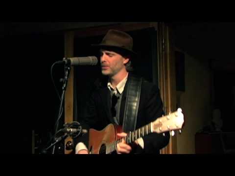Travis - "Driftwood" - Lake Fever Sessions