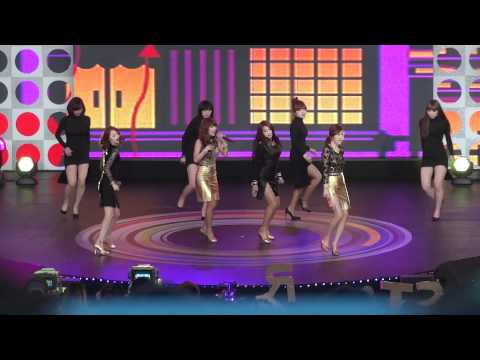 [1080p] SISTAR - Ma Boy - 120521 MBC Google Concert