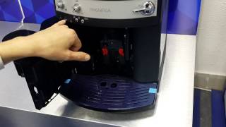 Delonghi Magnifica ESAM 3000.B - відео 2