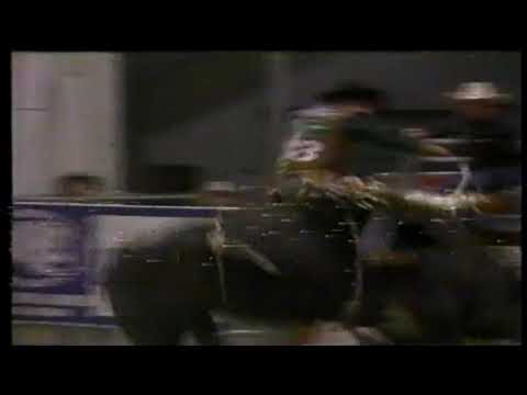 Chris Shivers vs El Dorado - 98 PBR Billings (85 pts)