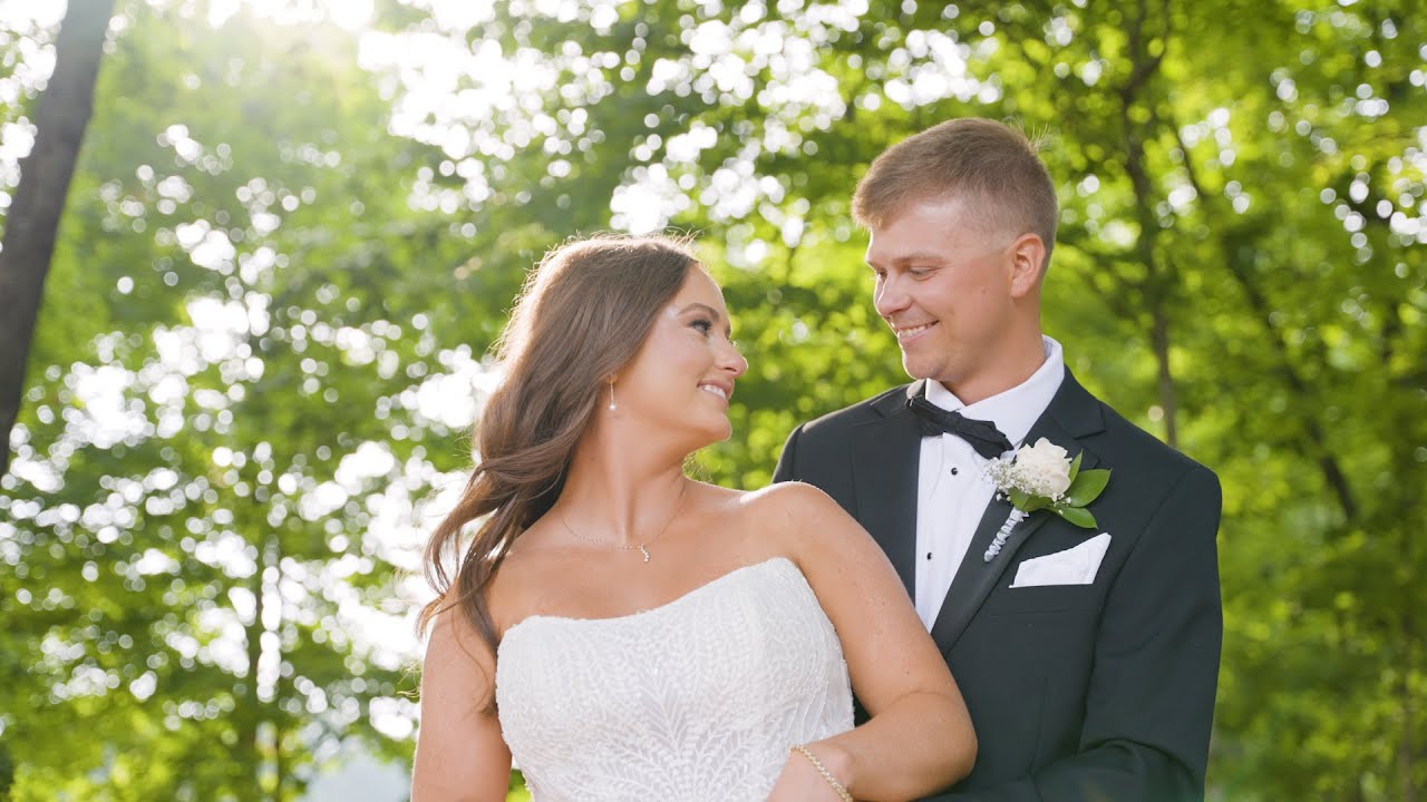 Haley & Tate wedding at The Prickel Barn by Maxwell Faust Productions