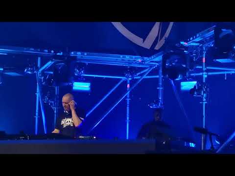 Dione - [Resonate Hardcore Classics - Autotron]