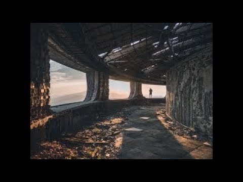 JAHR 2700 Teil 1: Mondstation bitte melden! HÖRSPIEL - Science Fiction