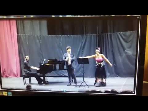 O' Sole Mio - Pianista de ópera la lía parda y el tenor la flipa